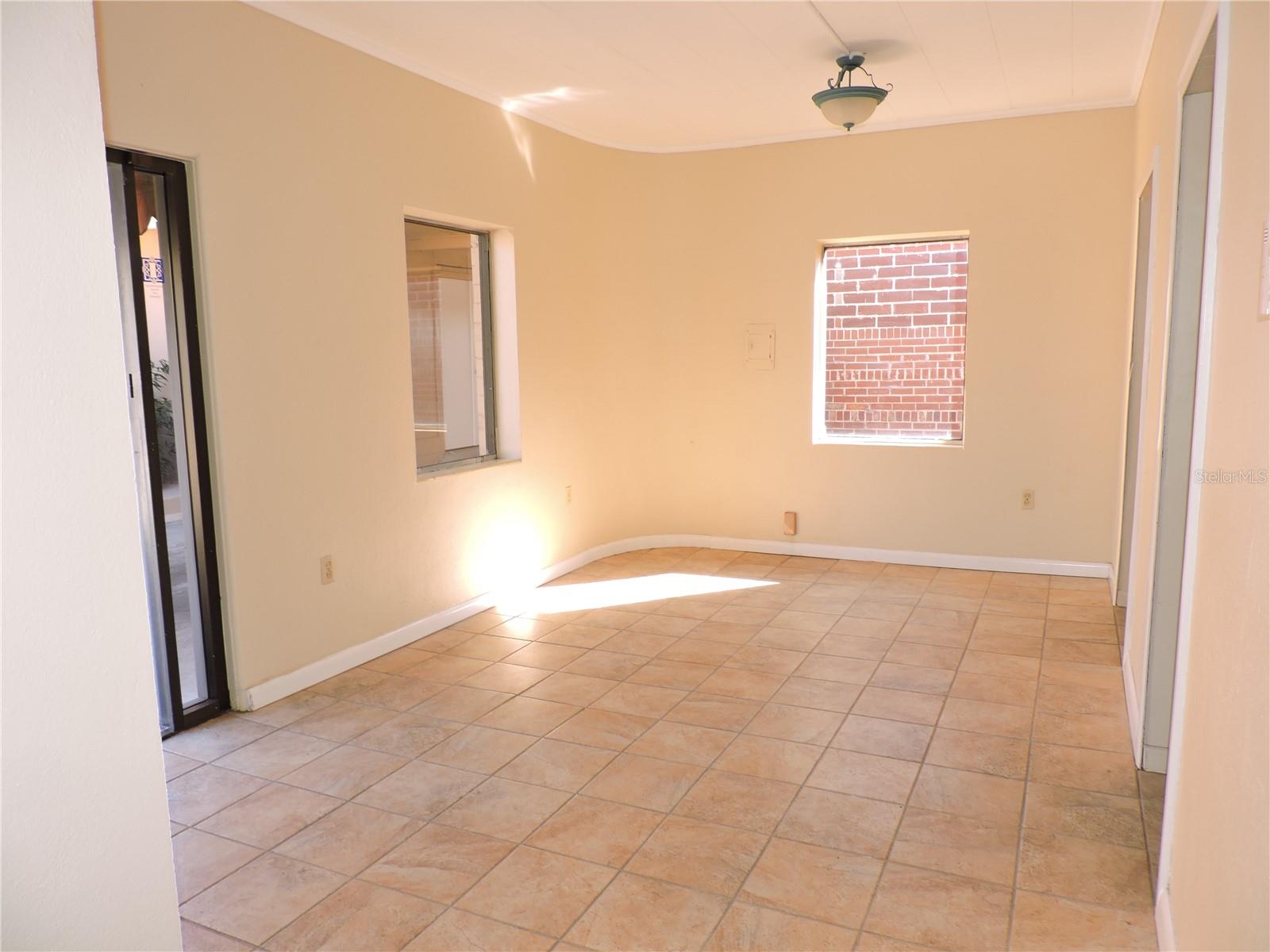 LAKE WALES - Commercial Sale