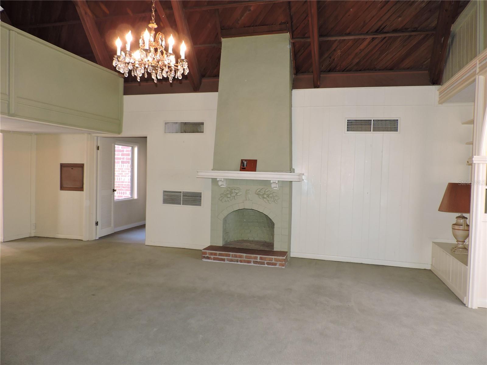 LAKE WALES - Commercial Sale