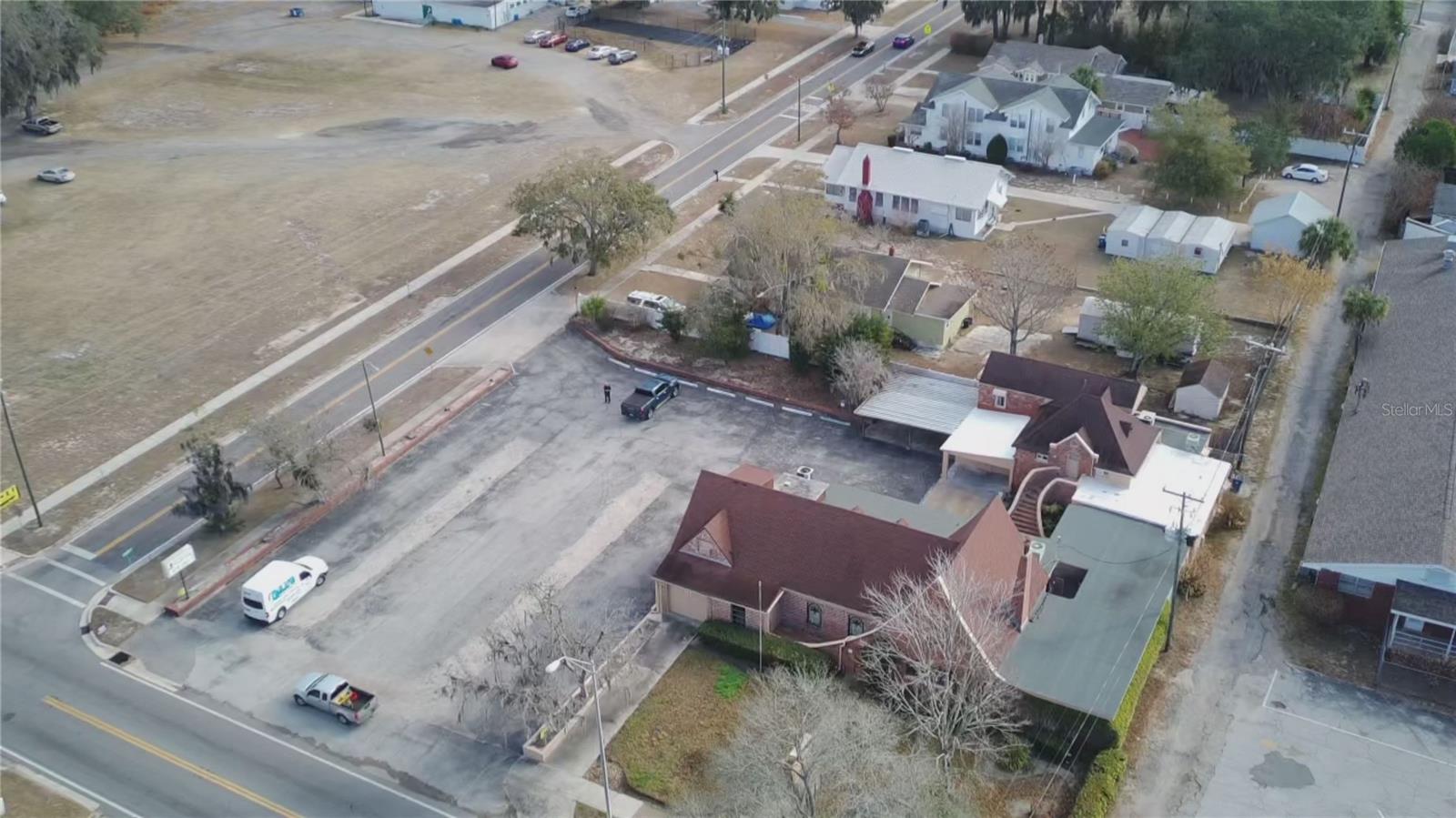 LAKE WALES - Commercial Sale