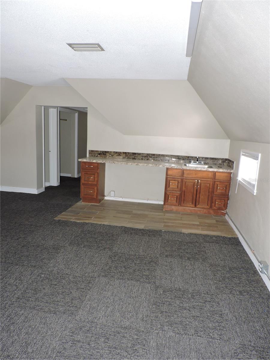 LAKE WALES - Commercial Sale