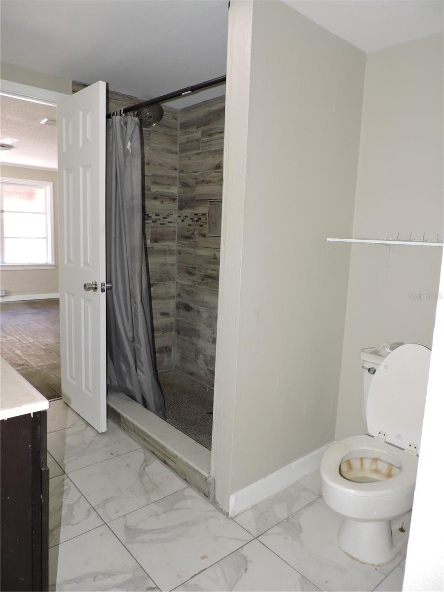 LAKE WALES - Commercial Sale