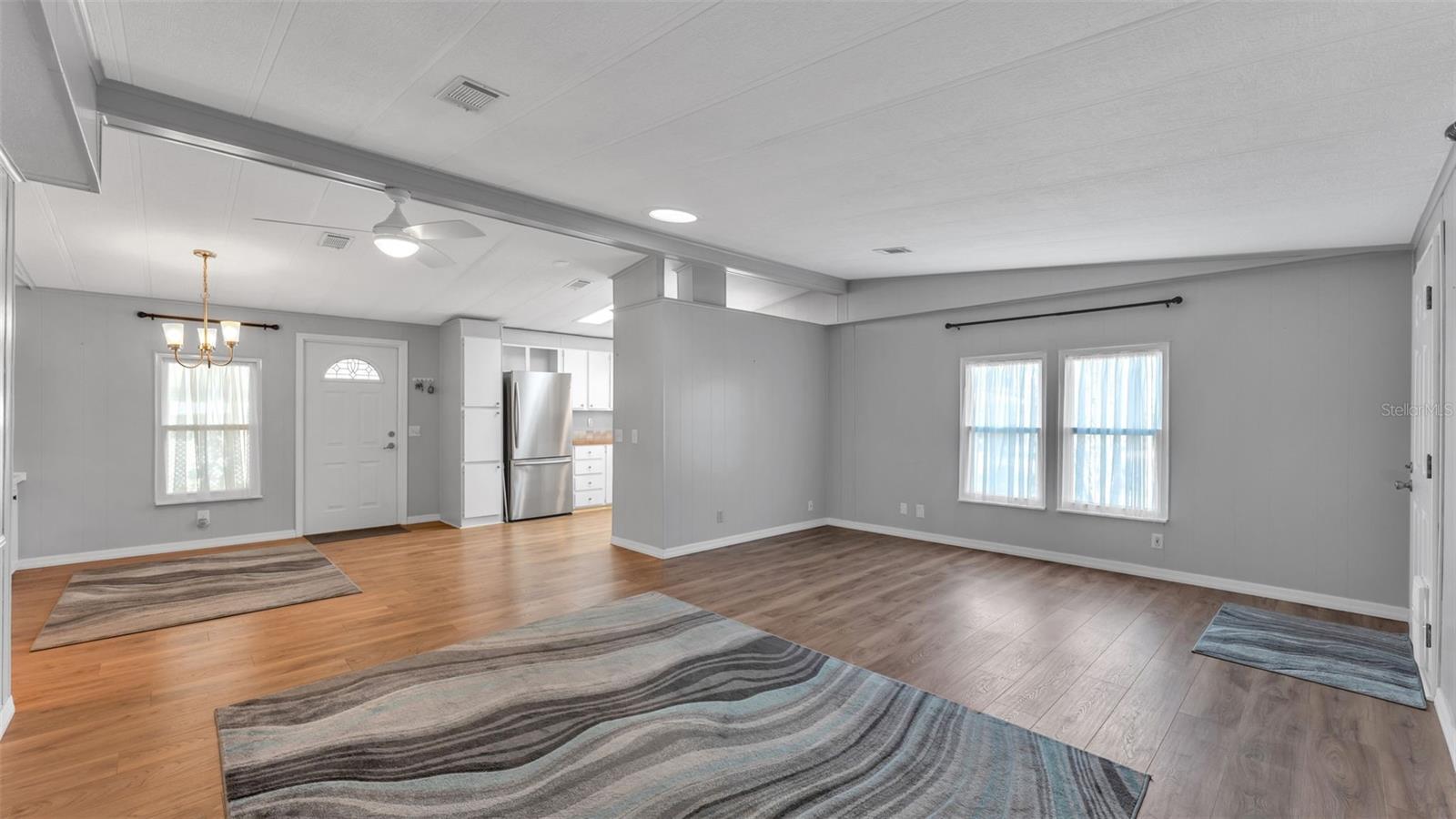 FOXWOOD LAKE ESTATES PH 01 - Residential