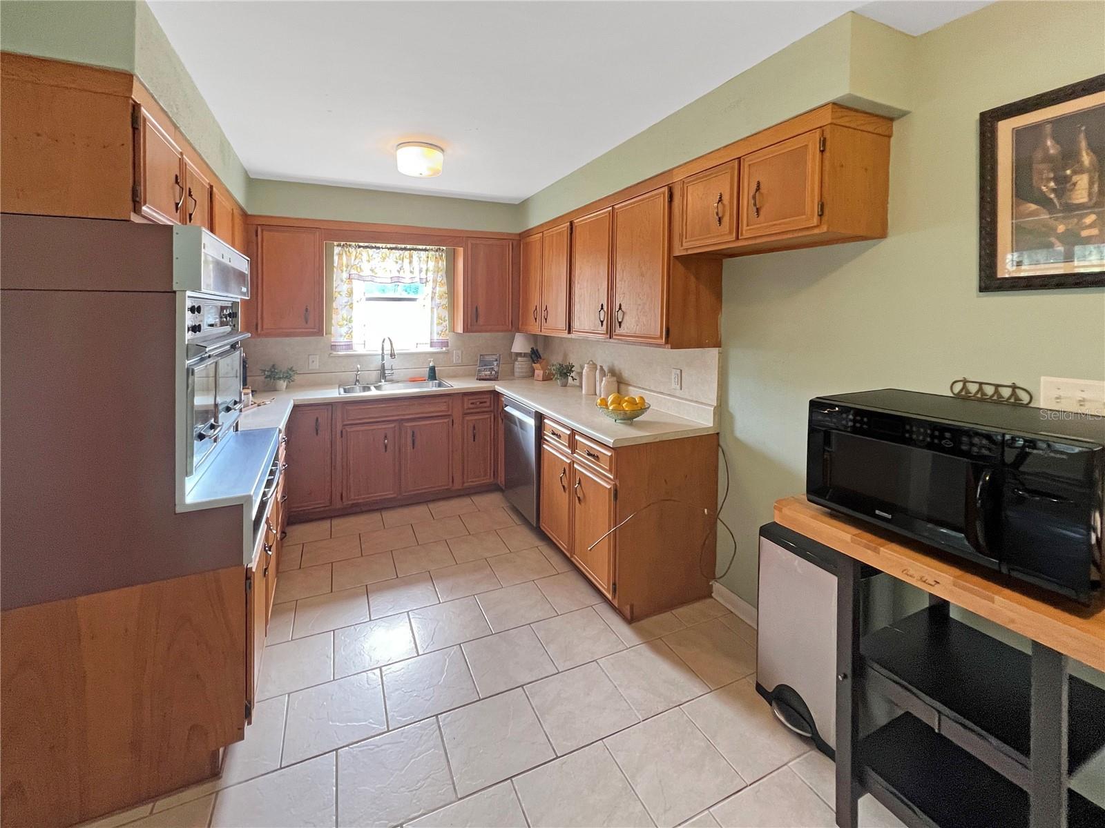 1615 MORNINGSIDE DRIVE
