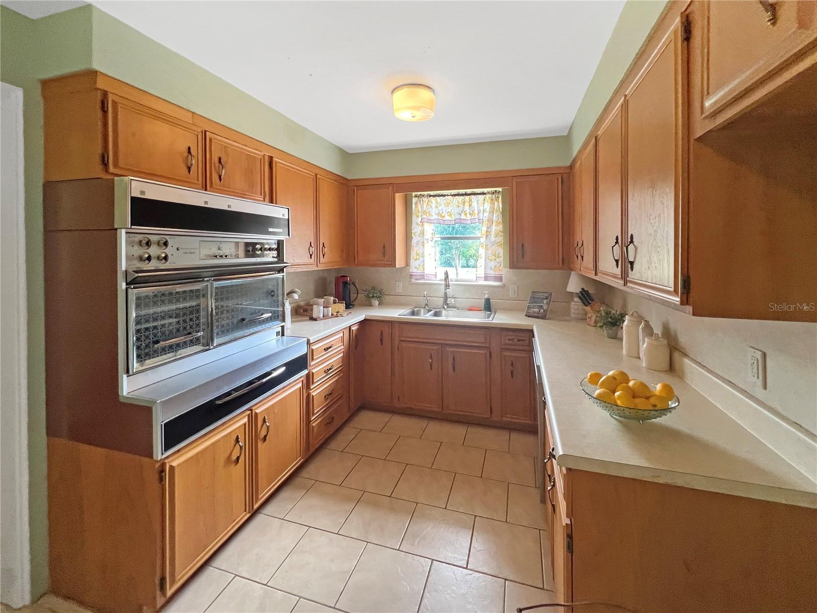 1615 MORNINGSIDE DRIVE