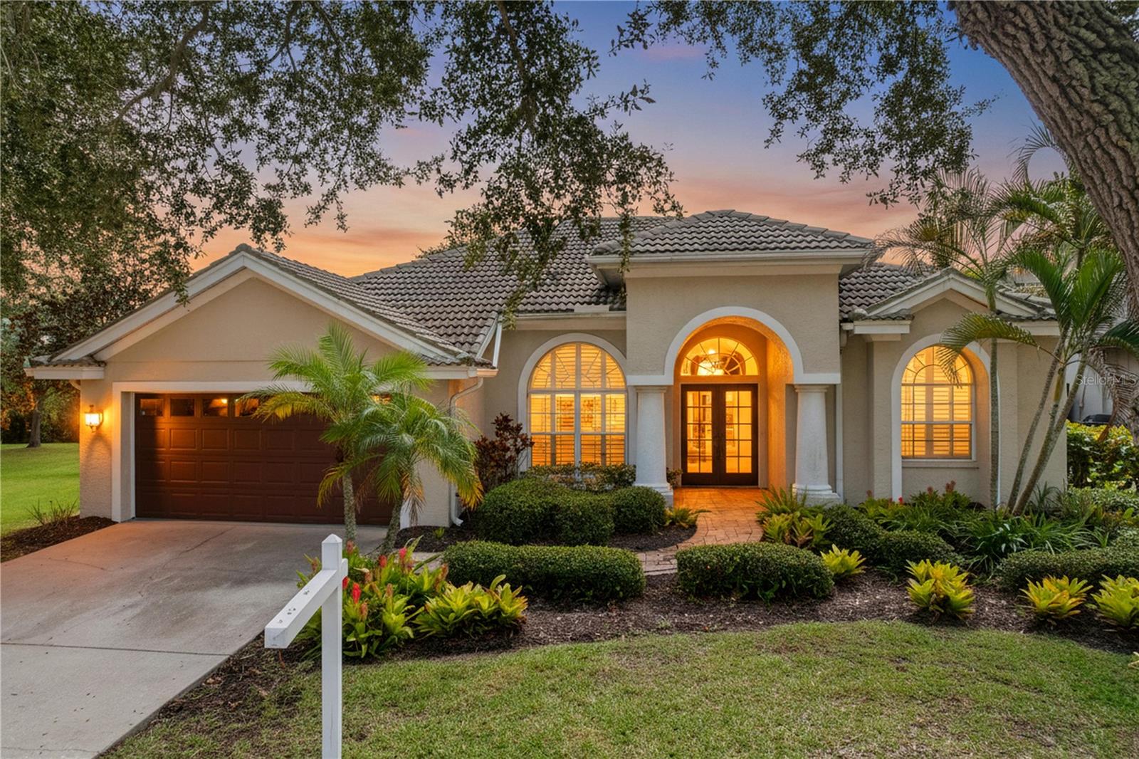 1161 MARINA DRIVE