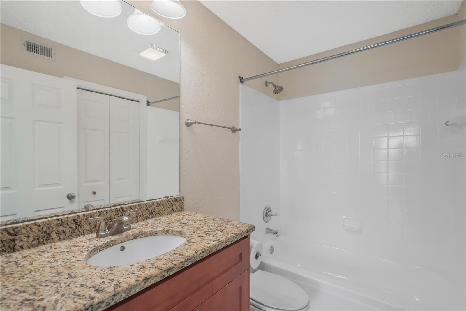 VANTAGE POINT CONDO - Residential