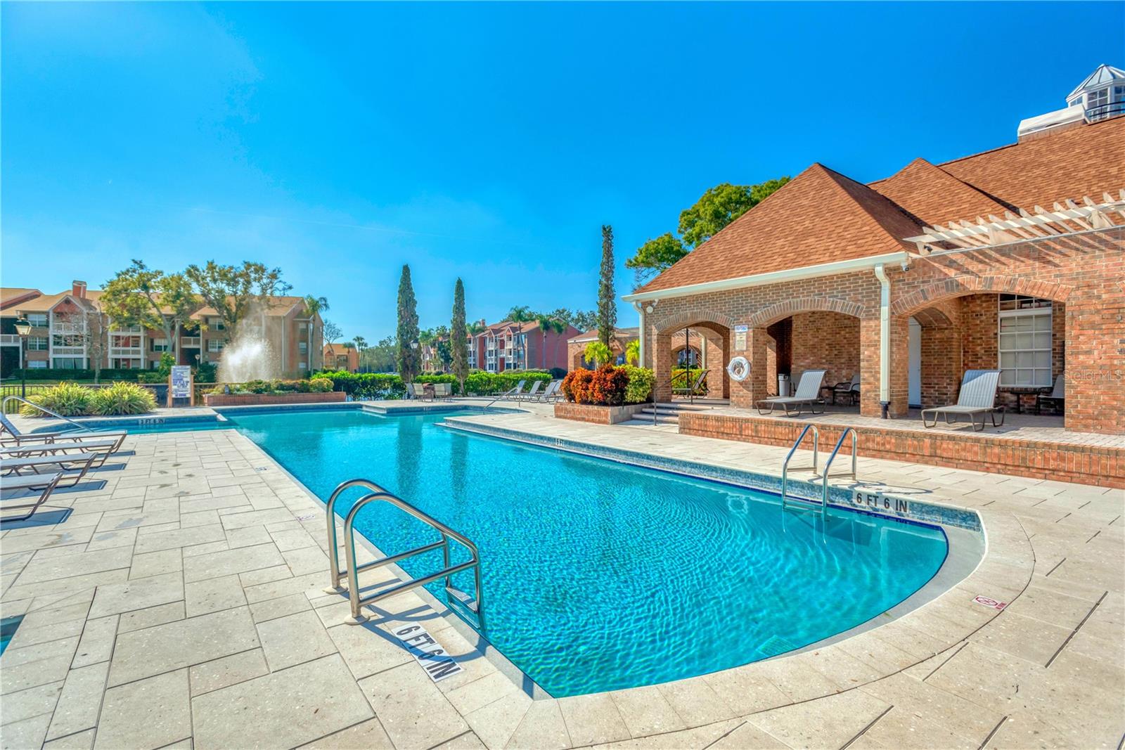 VANTAGE POINT CONDO - Residential