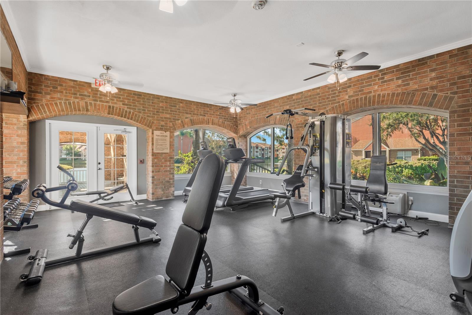 VANTAGE POINT CONDO - Residential