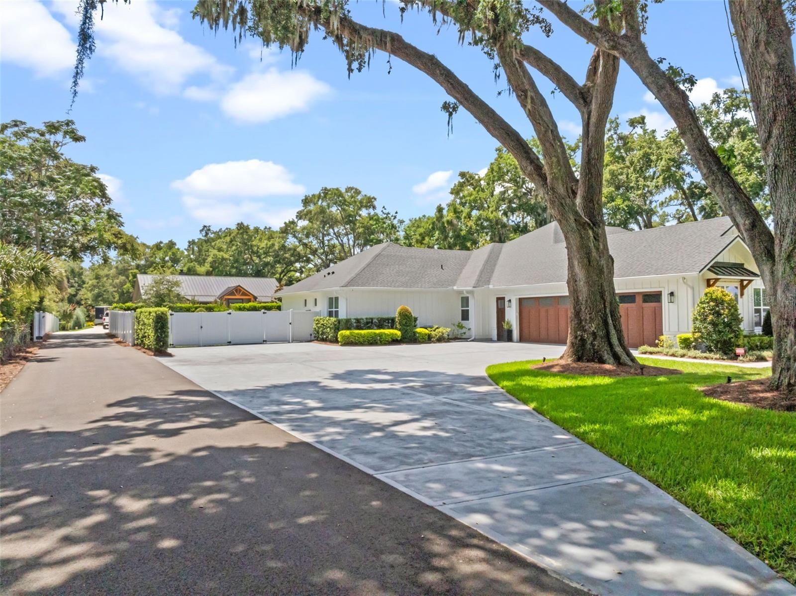 340 LAKEVIEW ROAD