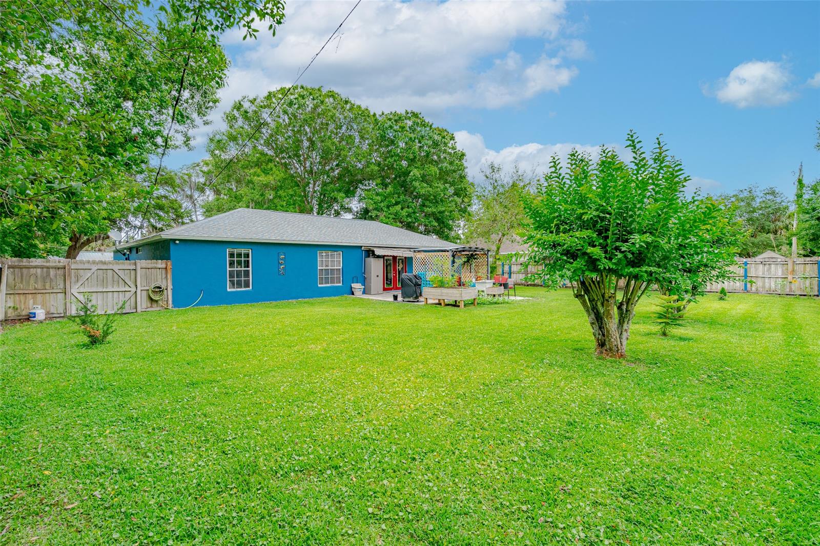 Florida Shores 16 - Residential