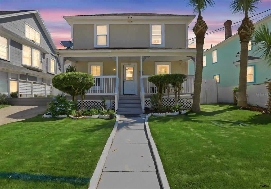 Photo of 13 S Oleander Avenue, Daytona Beach, FL 32118 (MLS # O6443355)