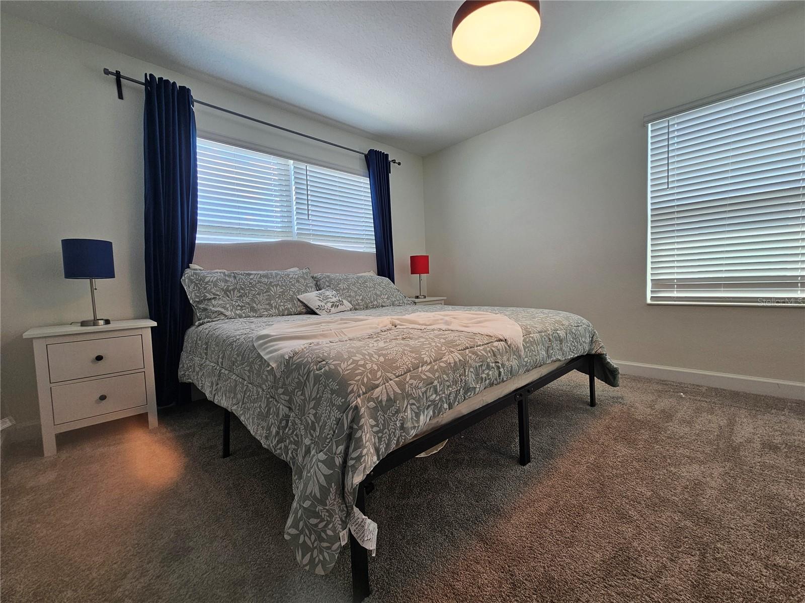 COVE/STOREY LAKE IV - Residential