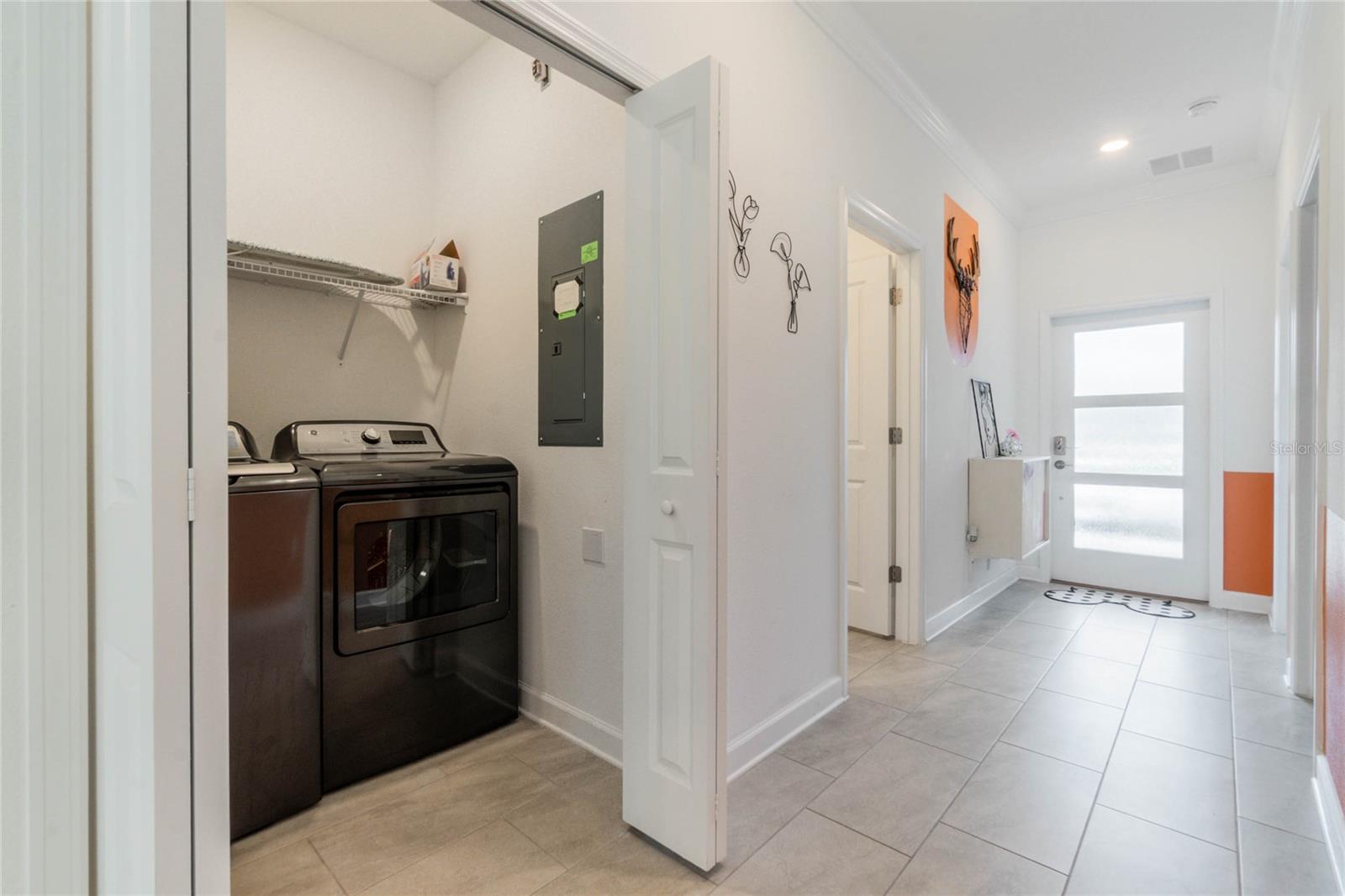 COVE/STOREY LAKE IV - Residential