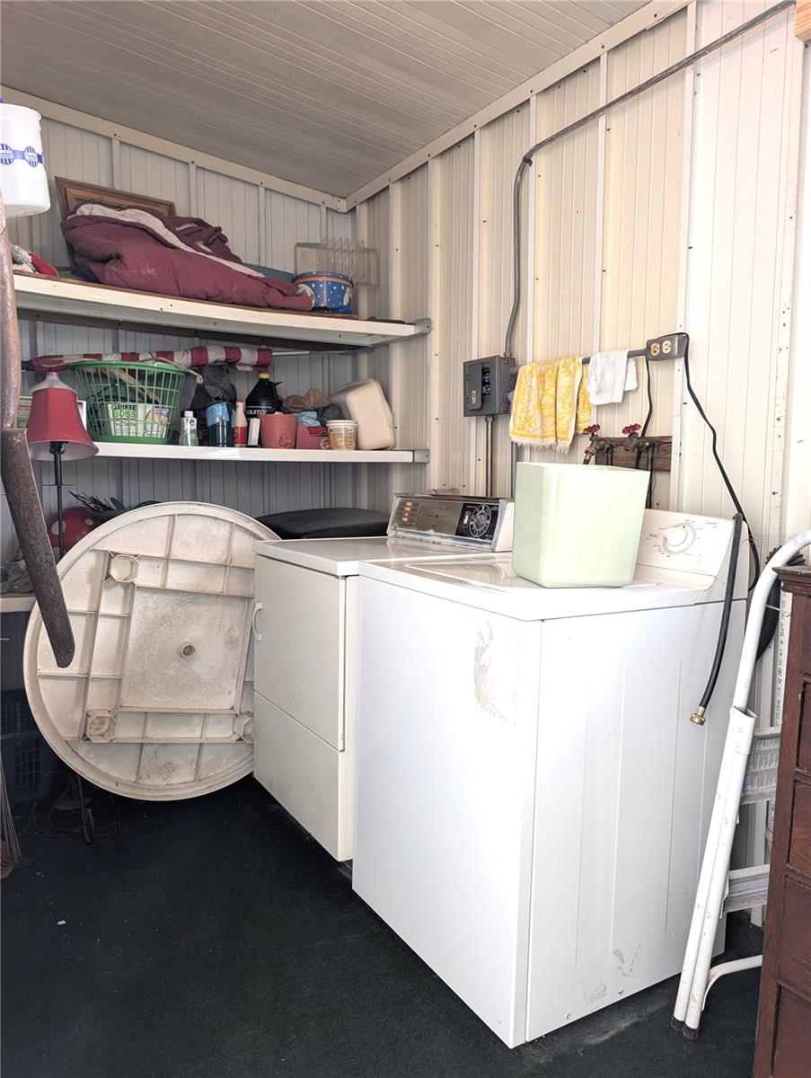 GOLDEN GATE MOBILE HOME PARK UNREC - Residential