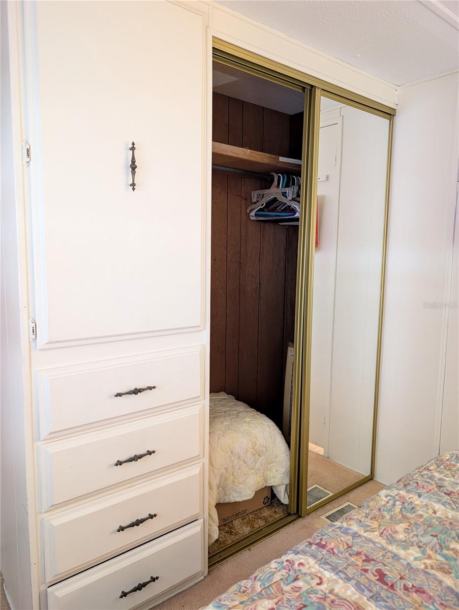 GOLDEN GATE MOBILE HOME PARK UNREC - Residential