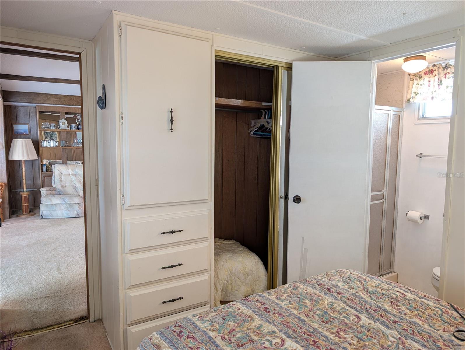 GOLDEN GATE MOBILE HOME PARK UNREC - Residential