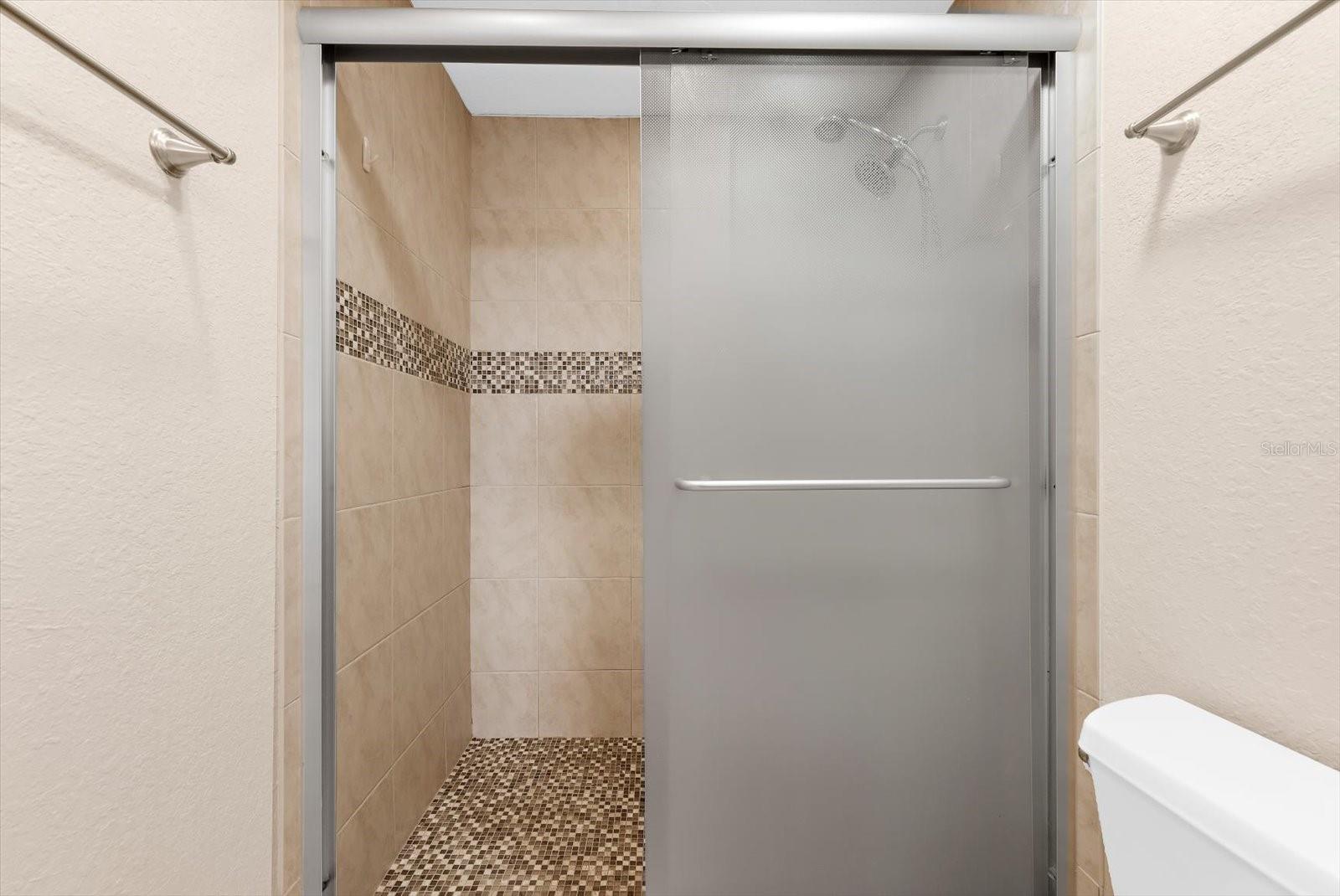 BLACKBURN HARBOR - Residential