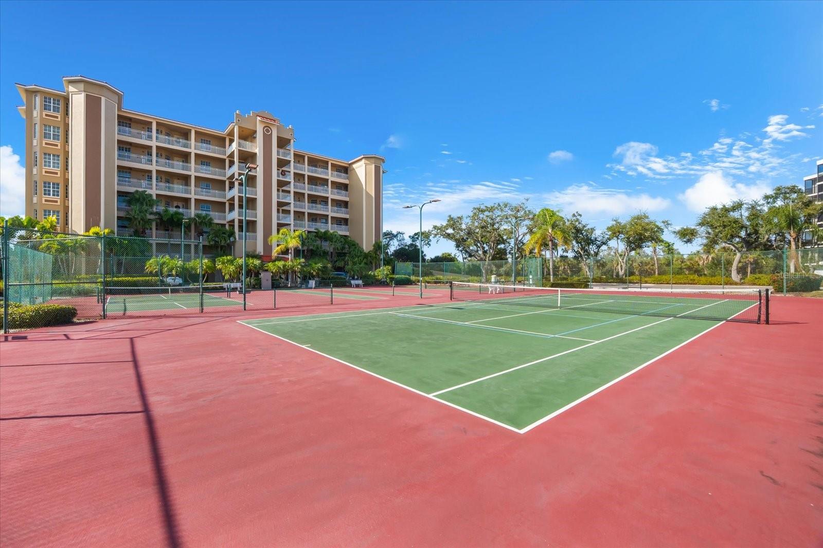 BLACKBURN HARBOR - Residential