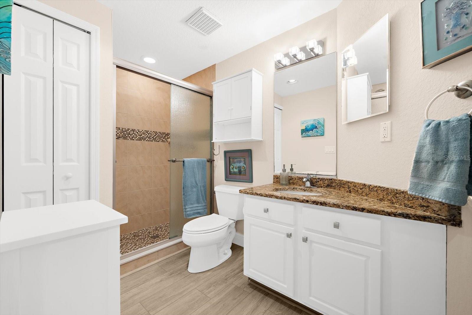 BLACKBURN HARBOR - Residential