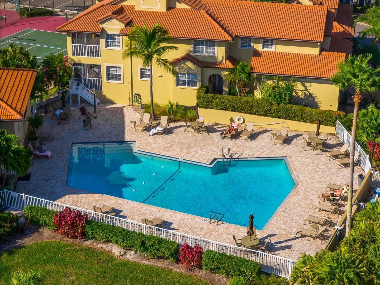 BLACKBURN HARBOR - Residential