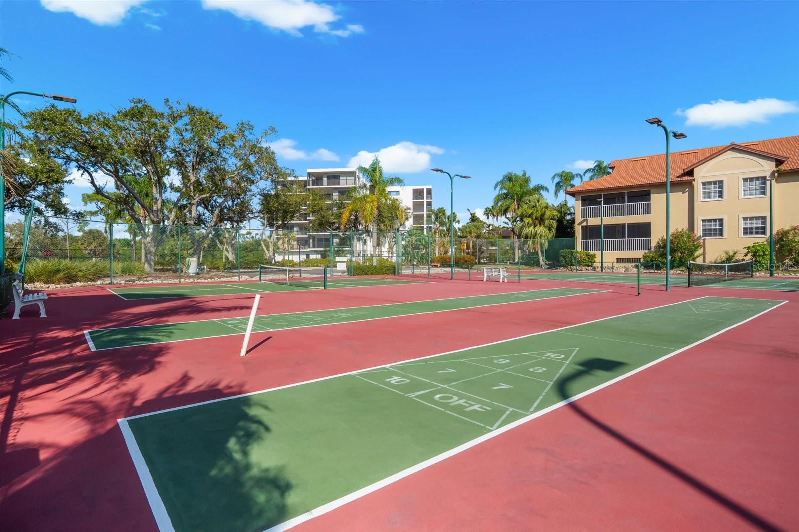 BLACKBURN HARBOR - Residential