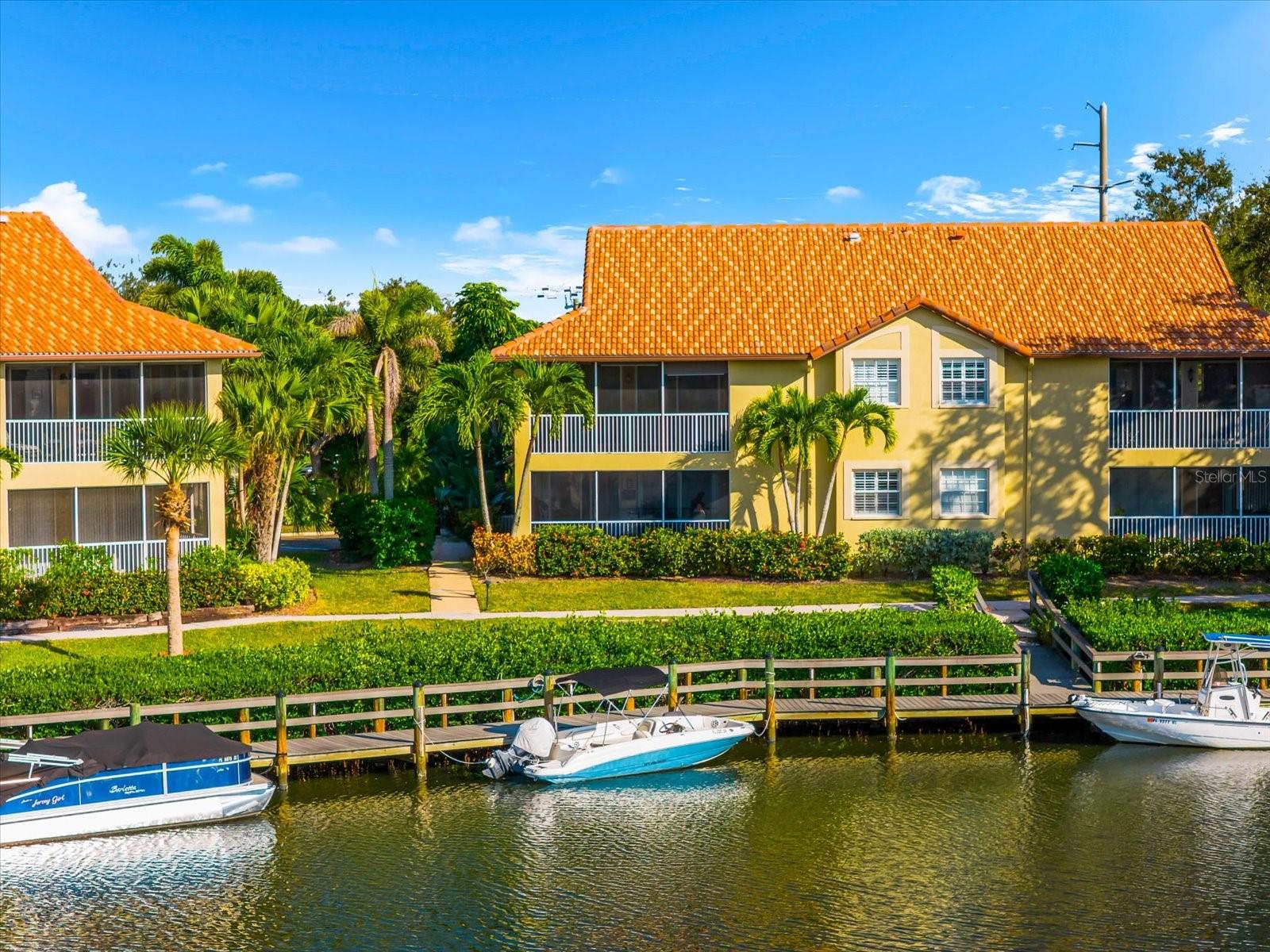 BLACKBURN HARBOR - Residential