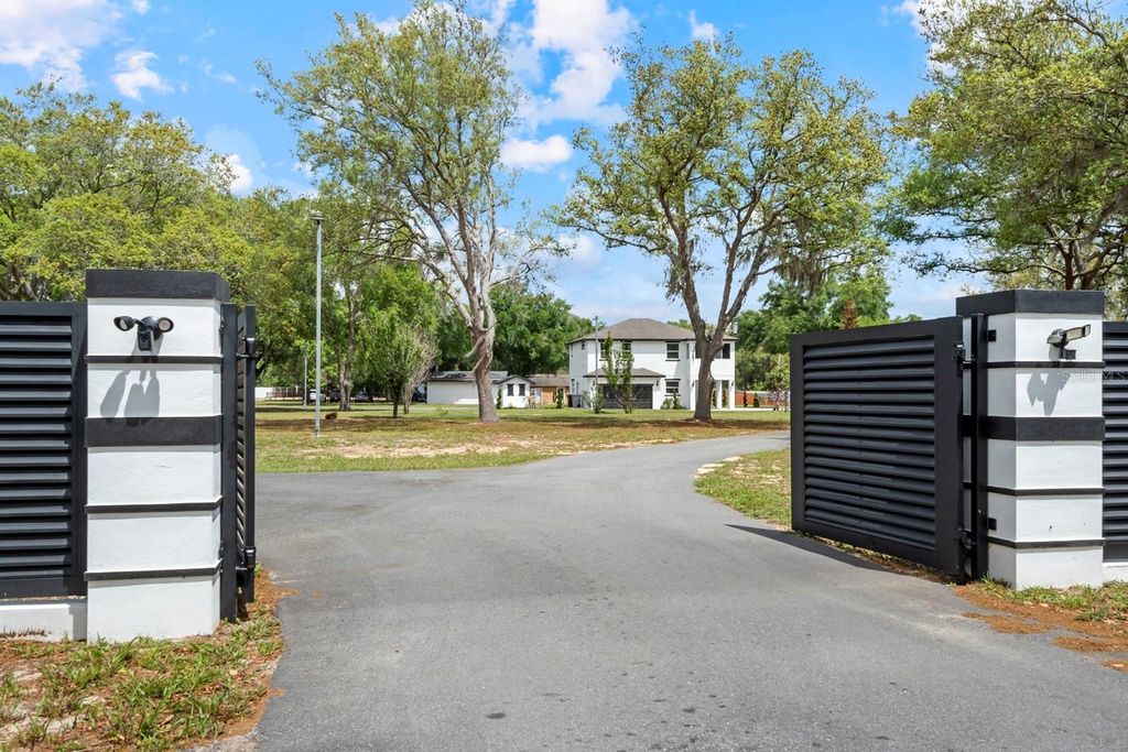 Photo of 2509 Appy Lane, Apopka, FL 32712 (MLS # O6397306)