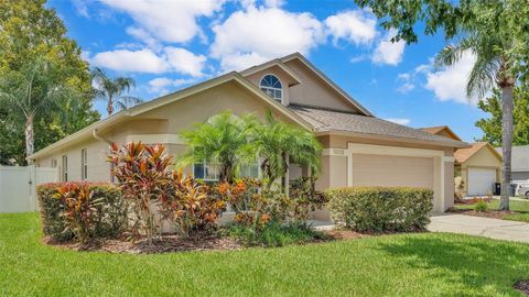 A home in LAKELAND