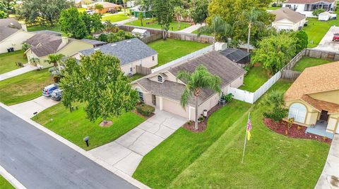 A home in LAKELAND