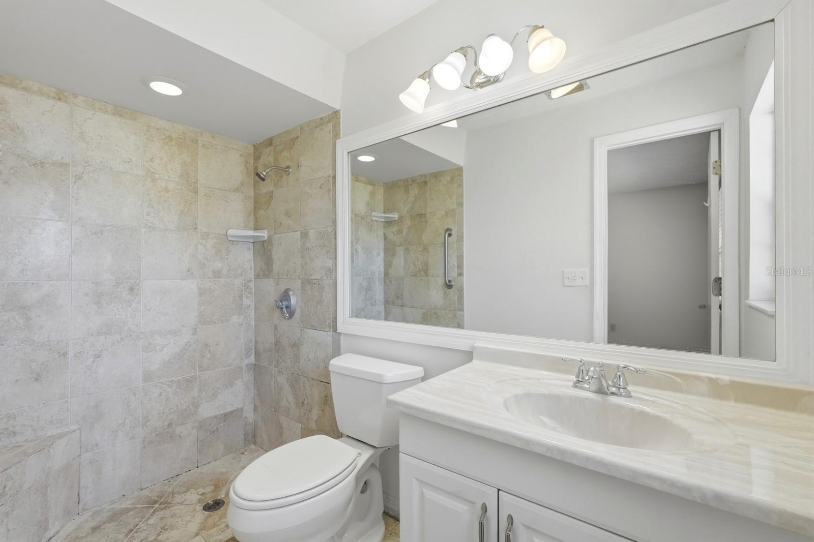 KINGSWOOD - Residential