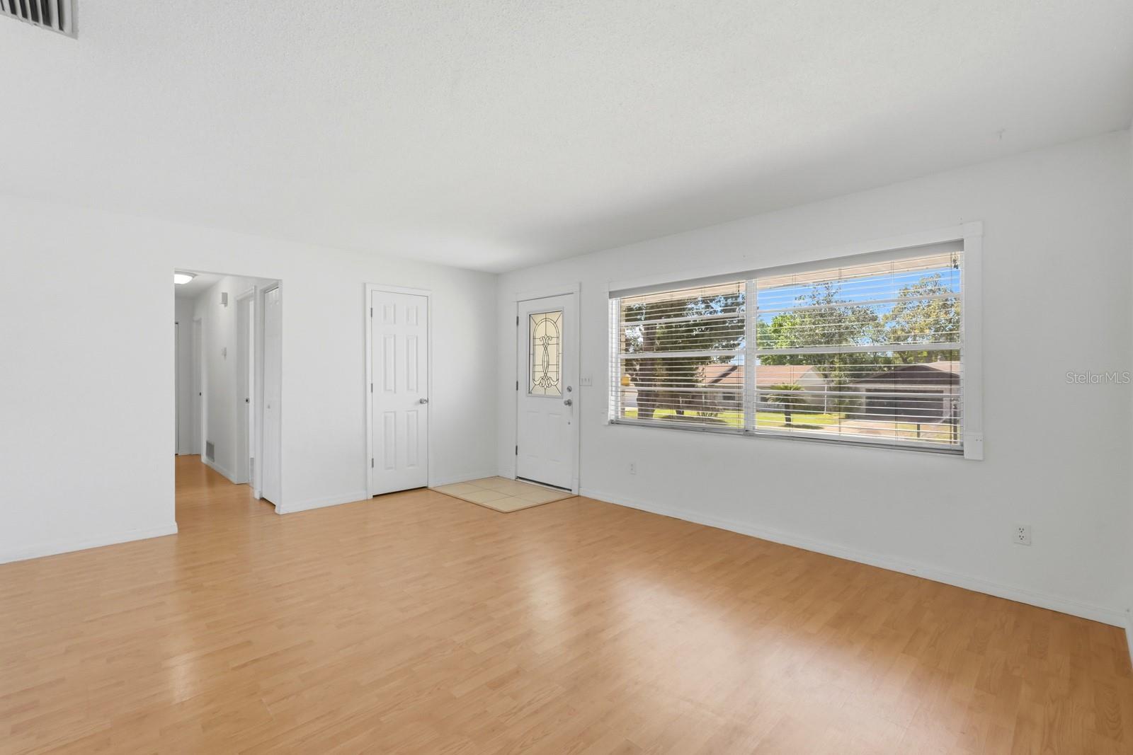 KINGSWOOD - Residential