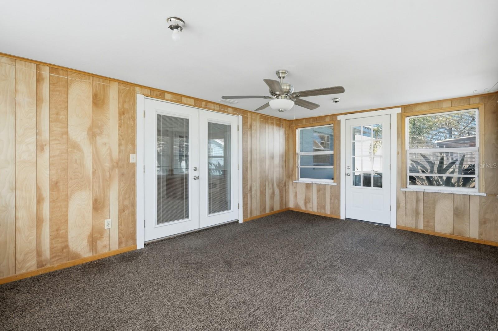 KINGSWOOD - Residential