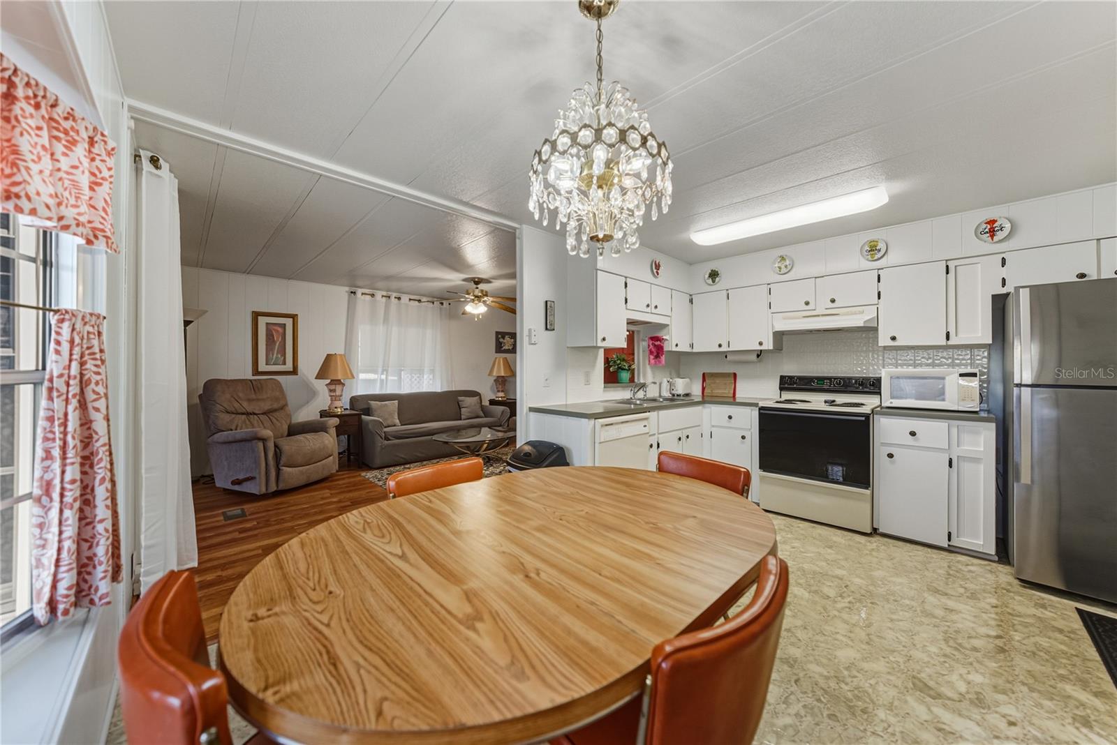 SPANISH TRAILS VILLAGE CONDO - Residential