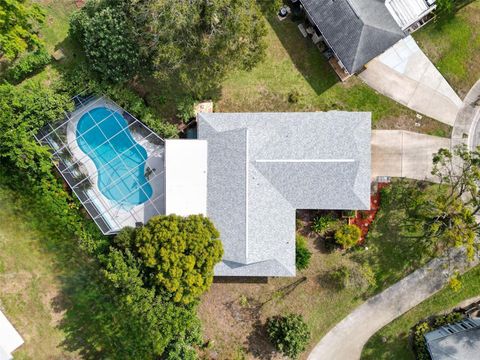 A home in PALM HARBOR