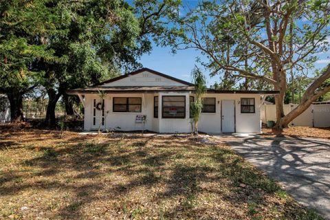 Photo of 4918 Lahaina Drive, Sarasota, FL 34232 (MLS # A4650833) Photo of 4918 Lahaina Drive, Sarasota, FL 34232 (MLS # A4650833)