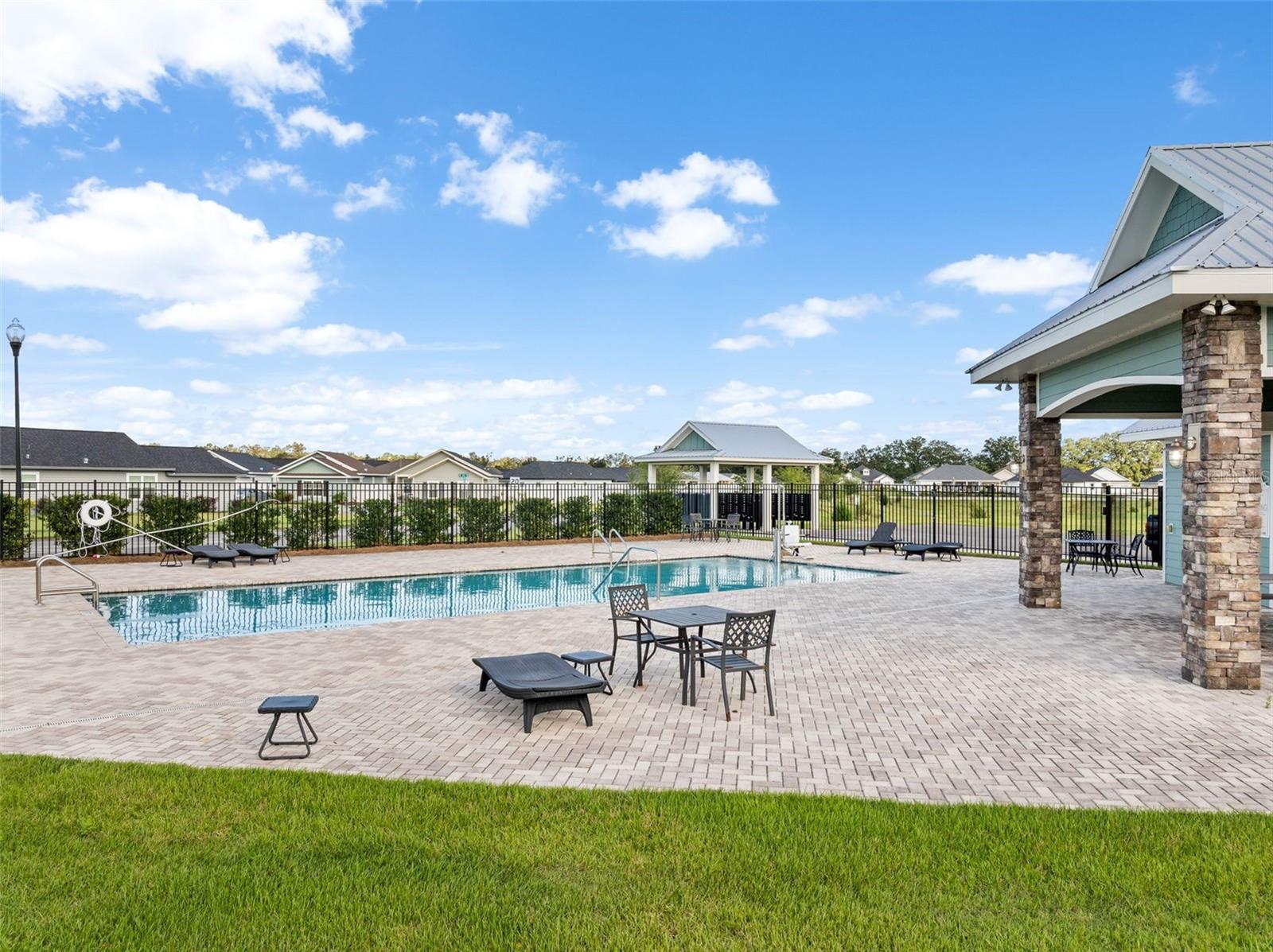 COUNTRYWAY OF NEWBERRY PH IV PB 37 PG 78 - Residential