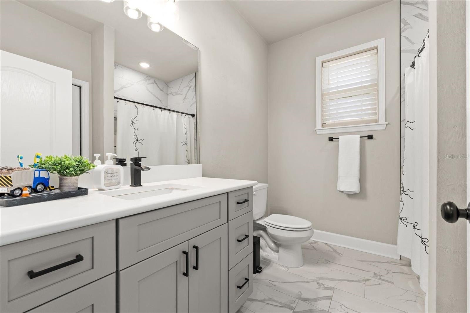 COUNTRYWAY OF NEWBERRY PH IV PB 37 PG 78 - Residential