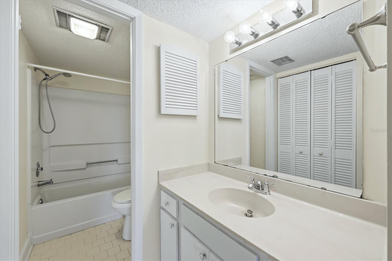 EL CONQUISTADOR VILLAGE 1 SEC 1 - Residential