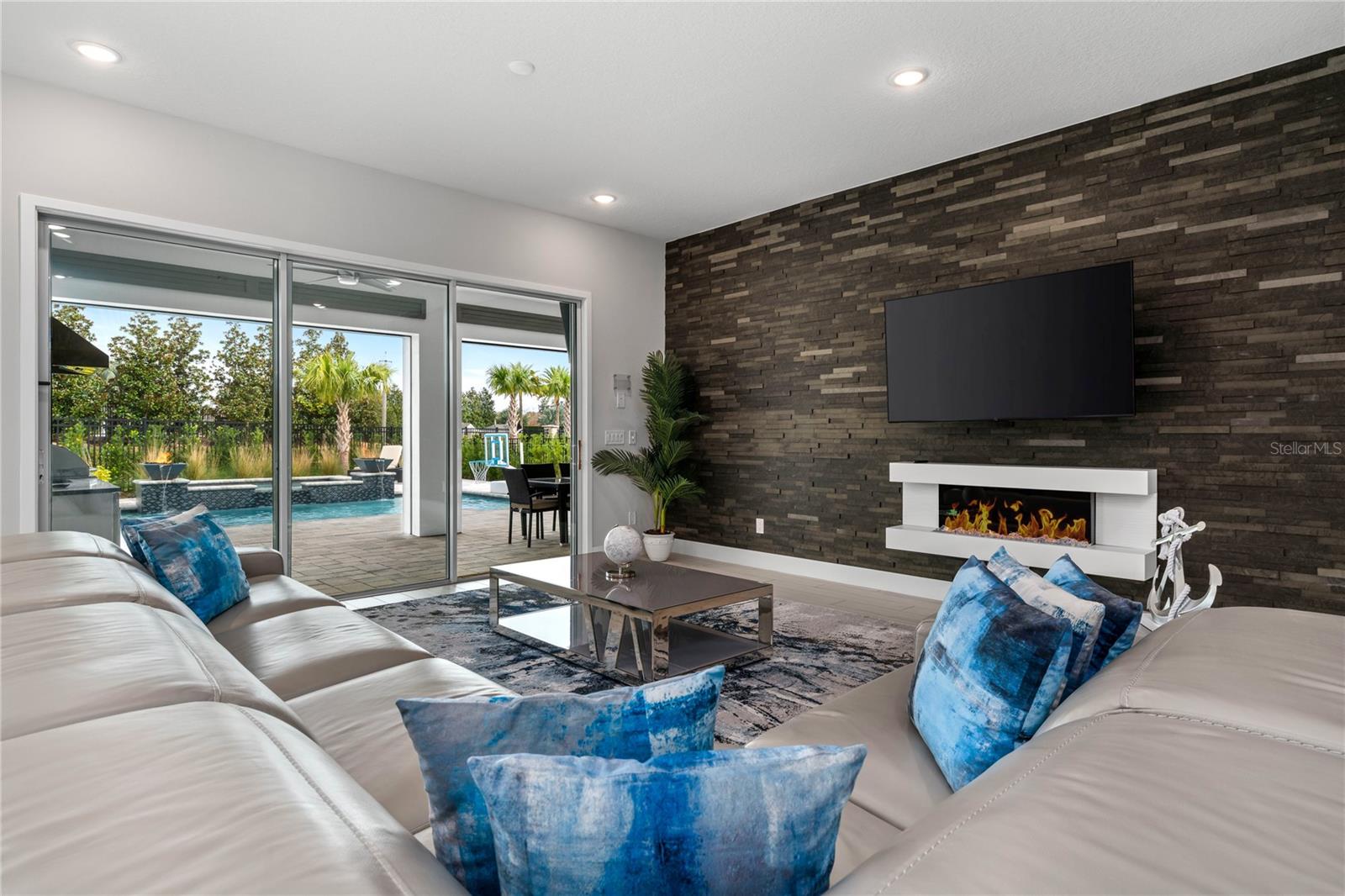 REUNION WEST 17TH & 18TH FAIRWAYS PH 2 - Residential