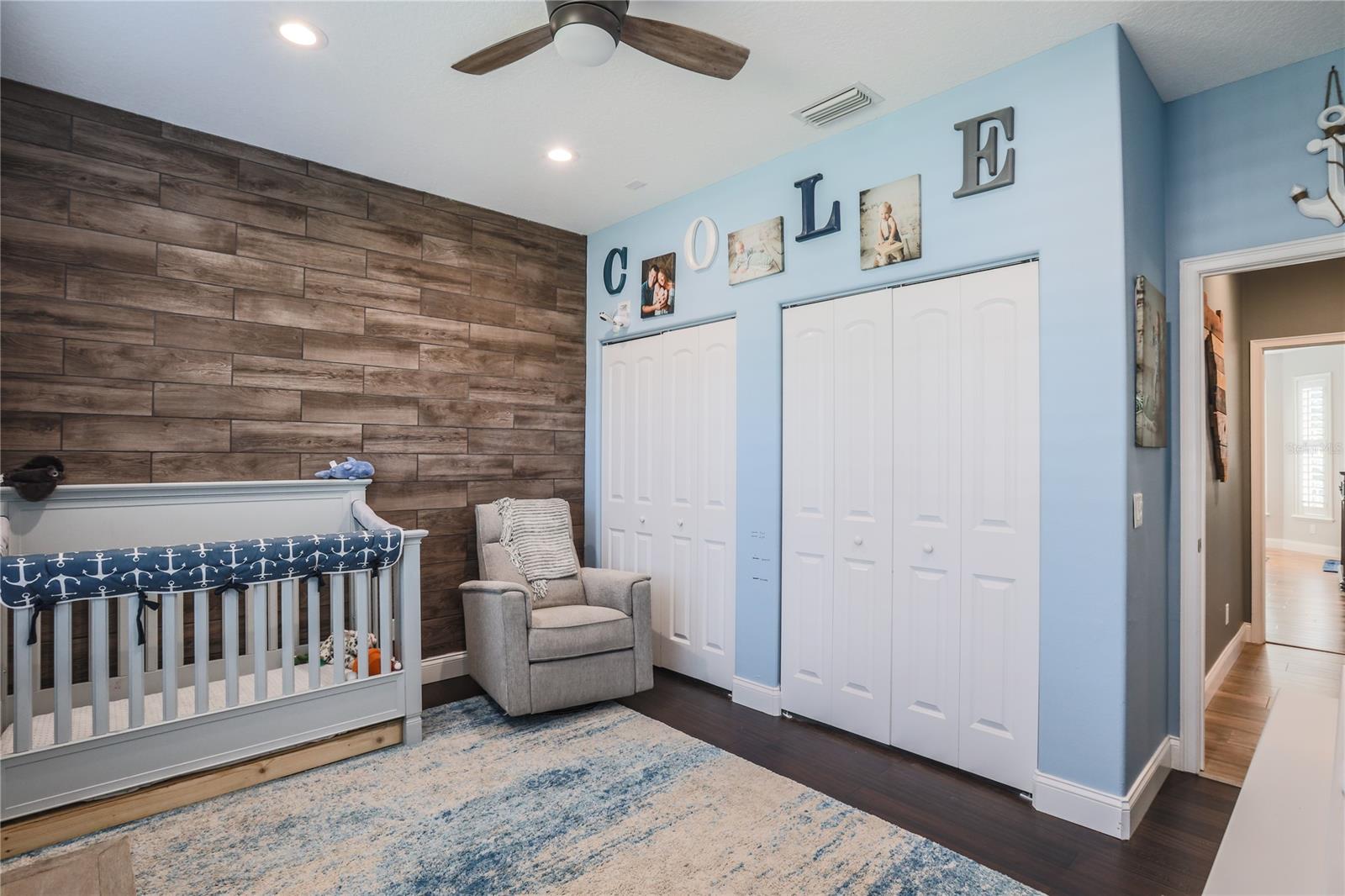 Yacht Club Island Estate - Residential