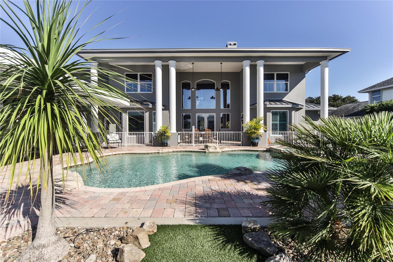 Yacht Club Island Estate - Residential