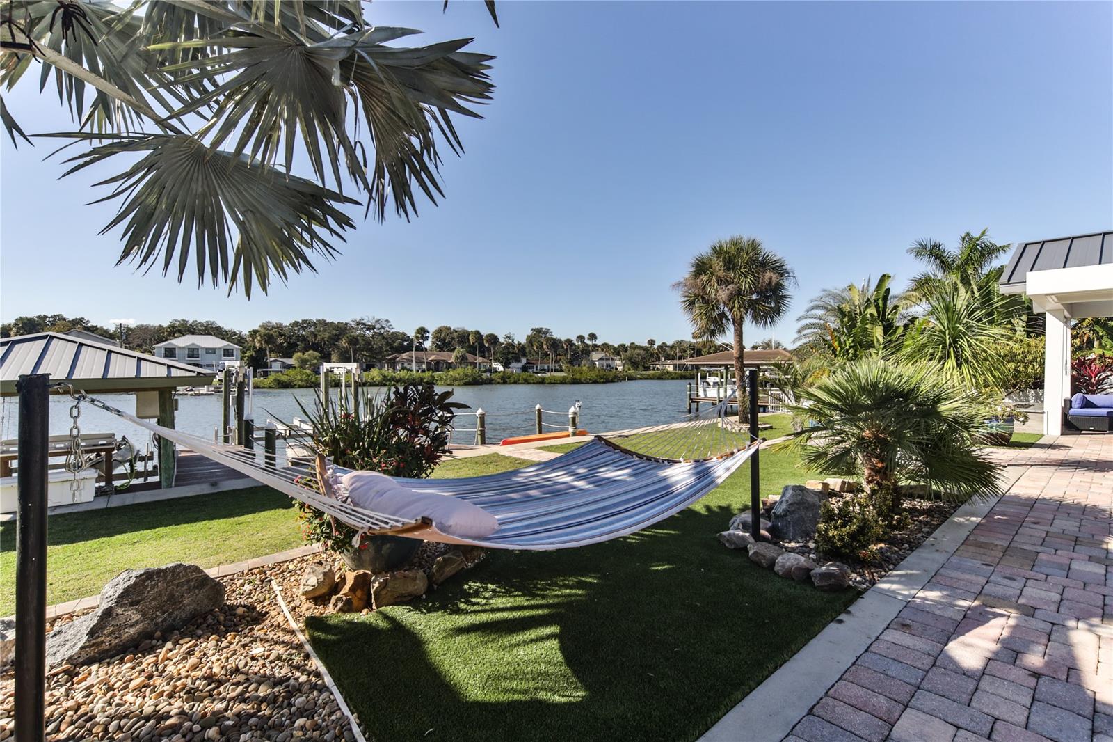 Yacht Club Island Estate - Residential