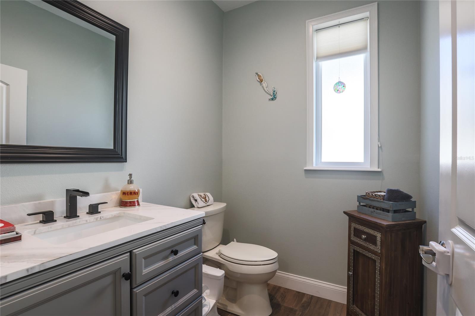 Yacht Club Island Estate - Residential