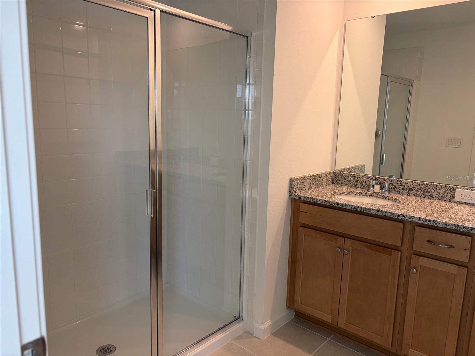 RAINWOOD - Residential Lease