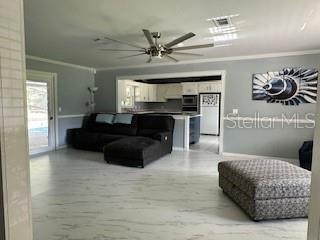 ROLLING RANCH ESTATES - Residential Lease