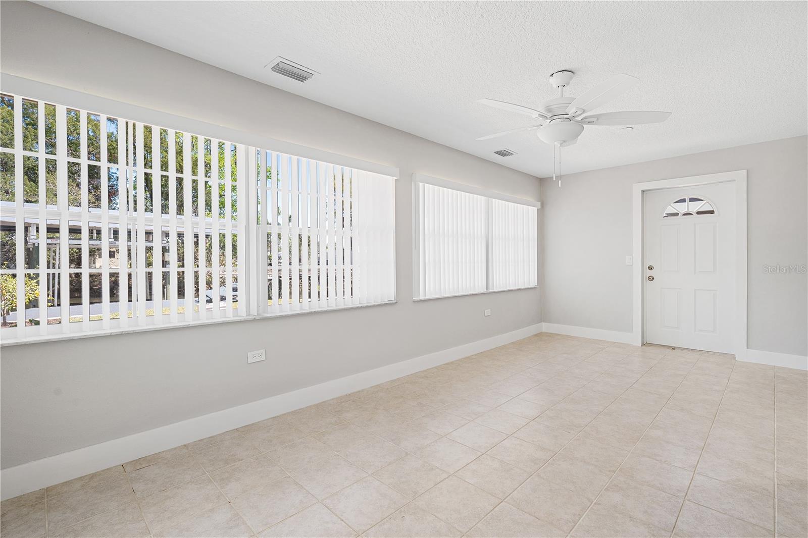 INDIAN WATERS UNIT 03 - Residential