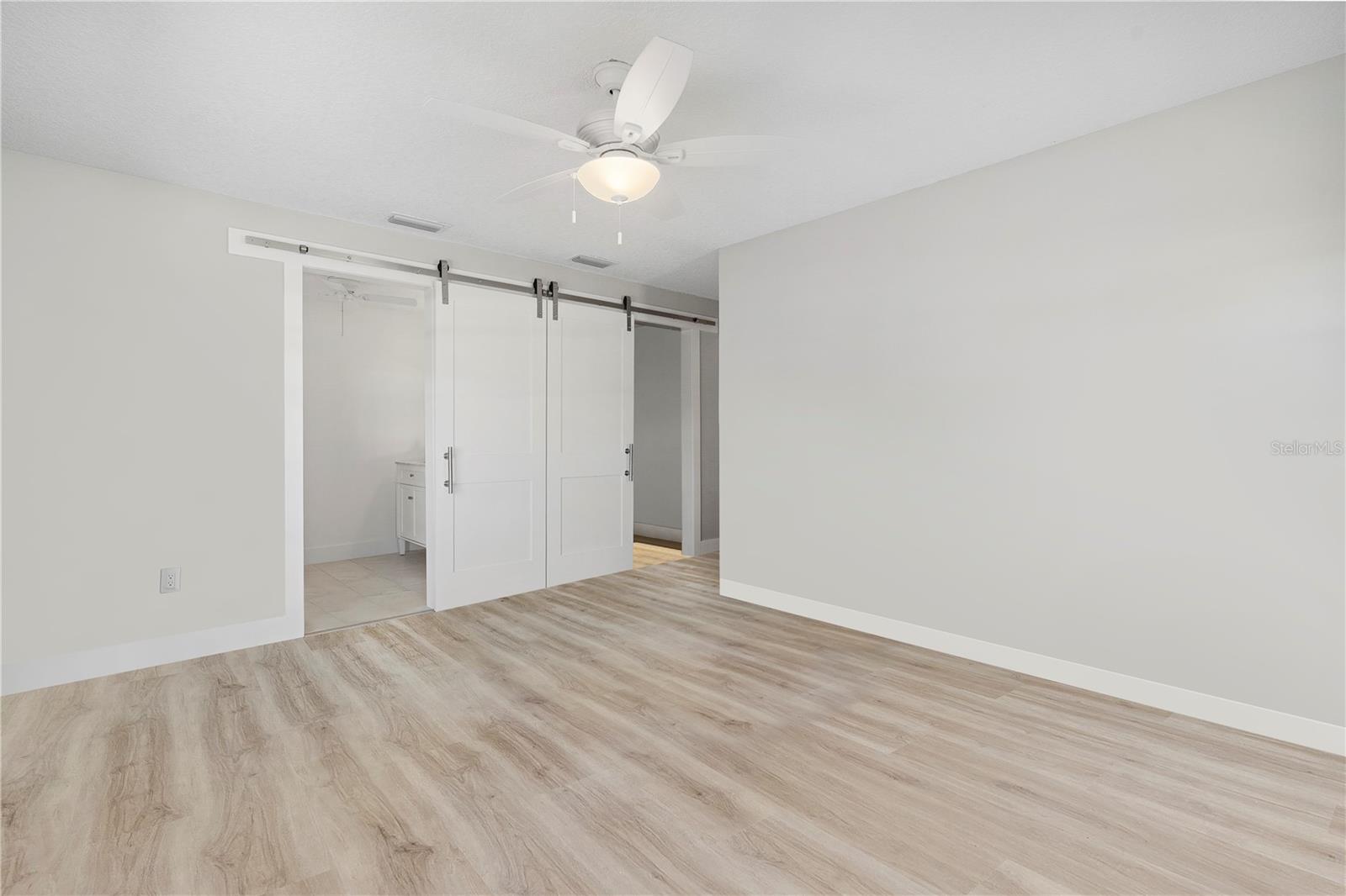 INDIAN WATERS UNIT 03 - Residential