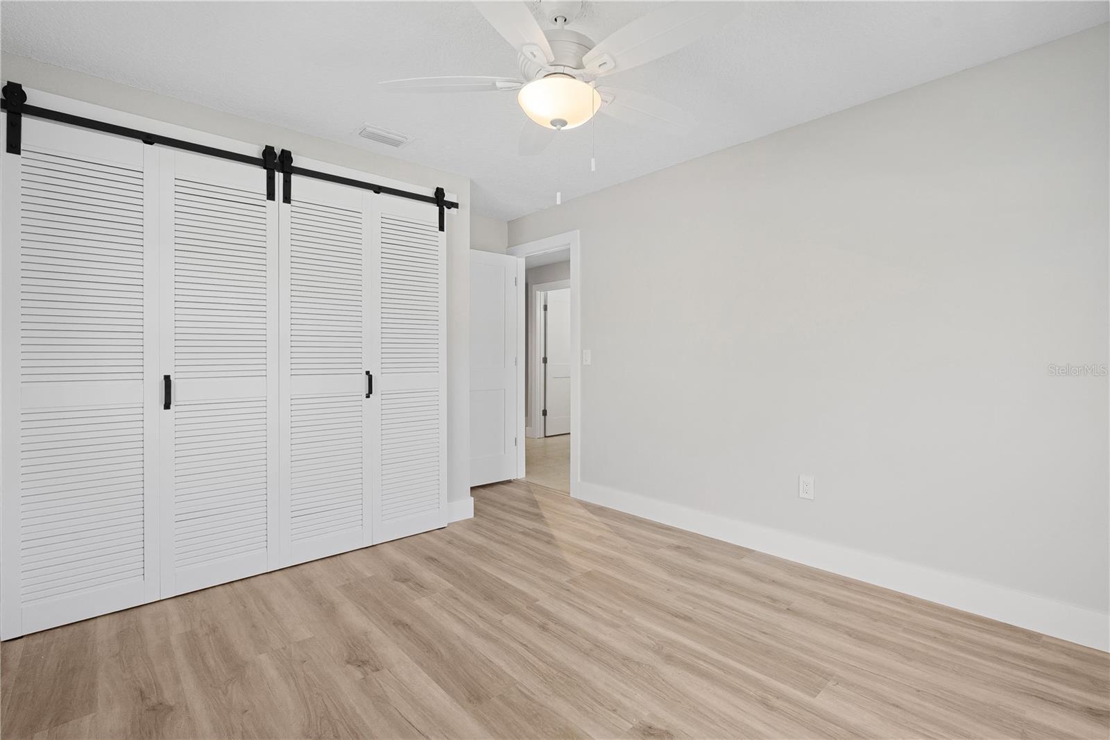 INDIAN WATERS UNIT 03 - Residential