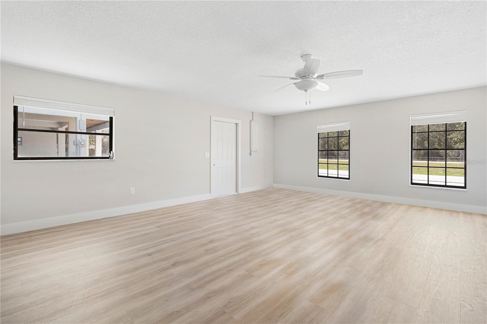 INDIAN WATERS UNIT 03 - Residential