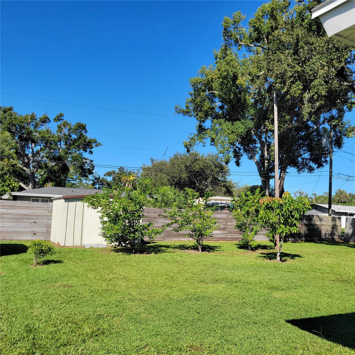INDIAN ROCKS HIGHLANDS - Residential